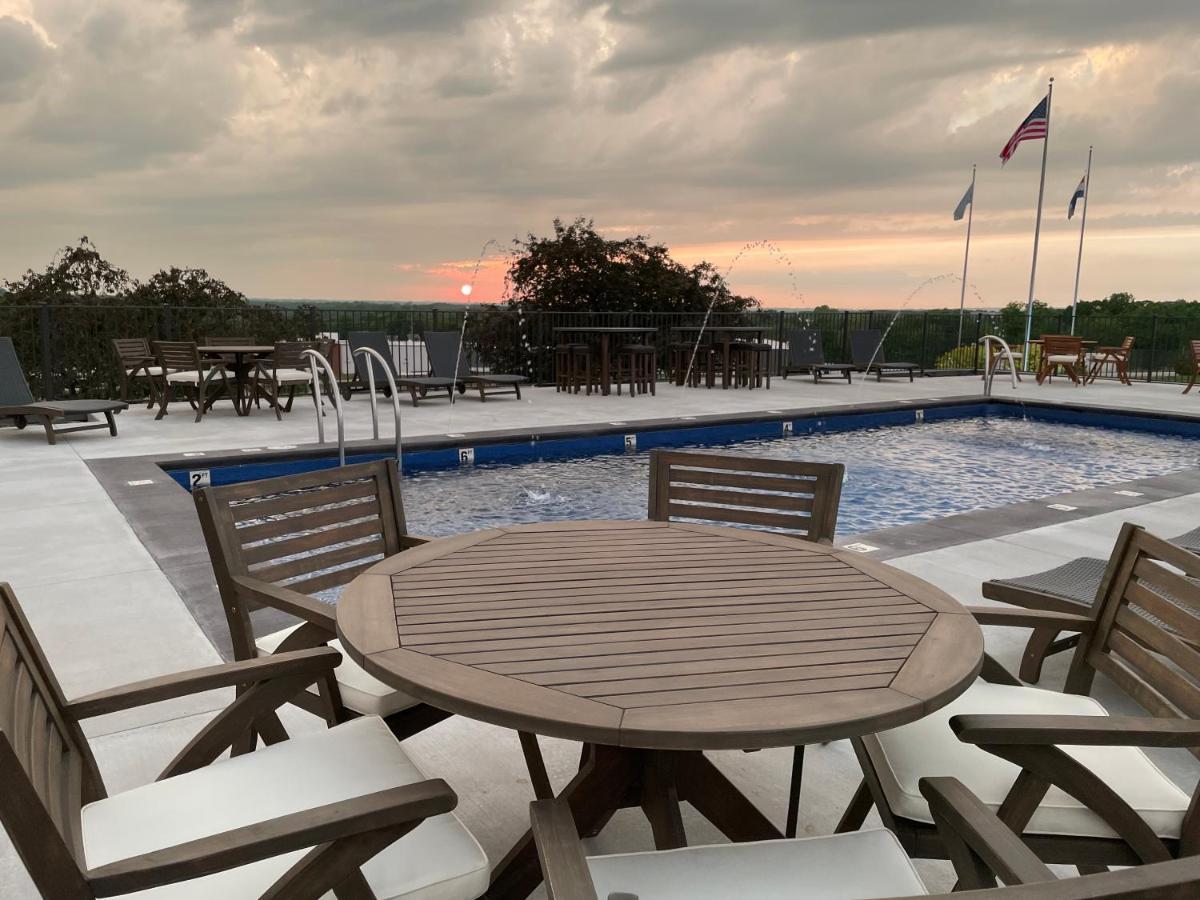 Pinemark Inn Suites Events Saint Clair Buitenkant foto