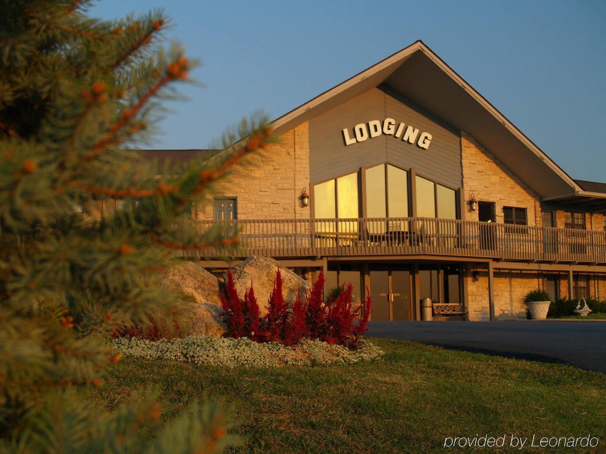 Pinemark Inn Suites Events Saint Clair Buitenkant foto